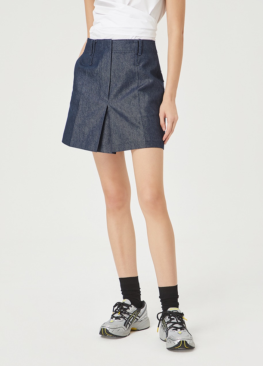 Modern casual miniskirt